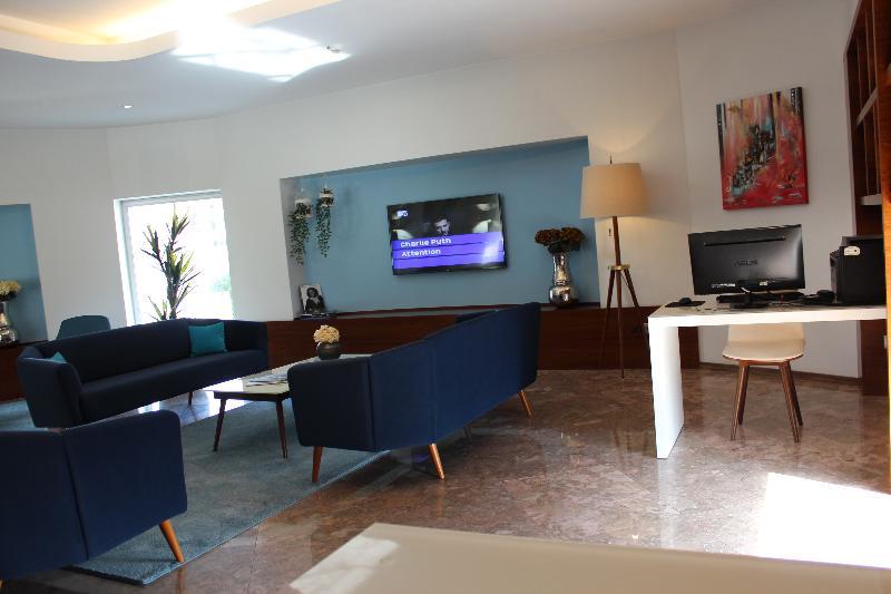 Opohotel Porto Aeroporto